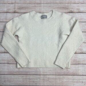 Everlane Teddy Wool Sweater Cream Fuzzy Soft Crewneck Size Medium